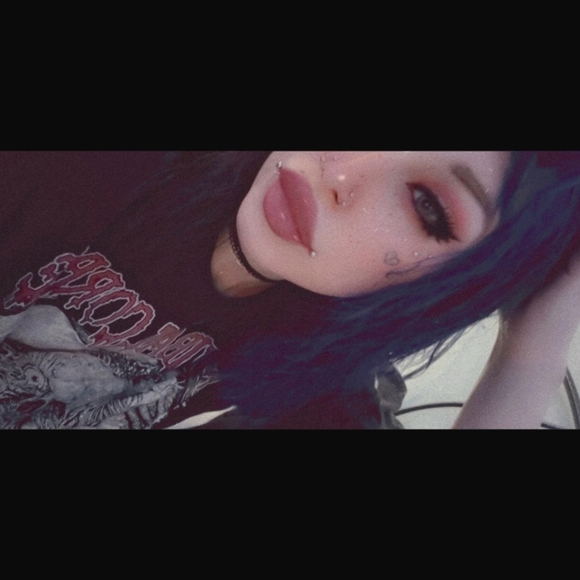 Meet your Posher - Picture 5 of 10